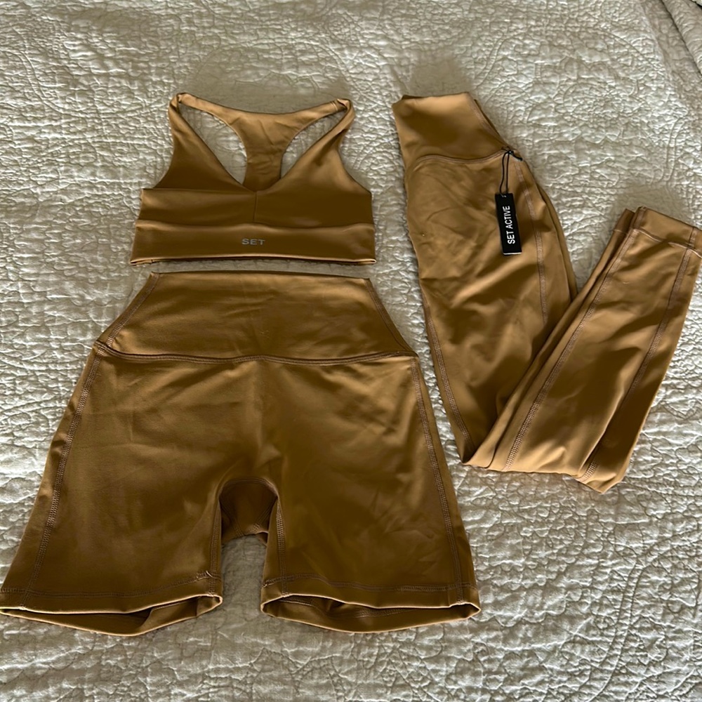 SET ACTIVE - Brown Full Set, includes: Bra, Bike Shorts & Leggings